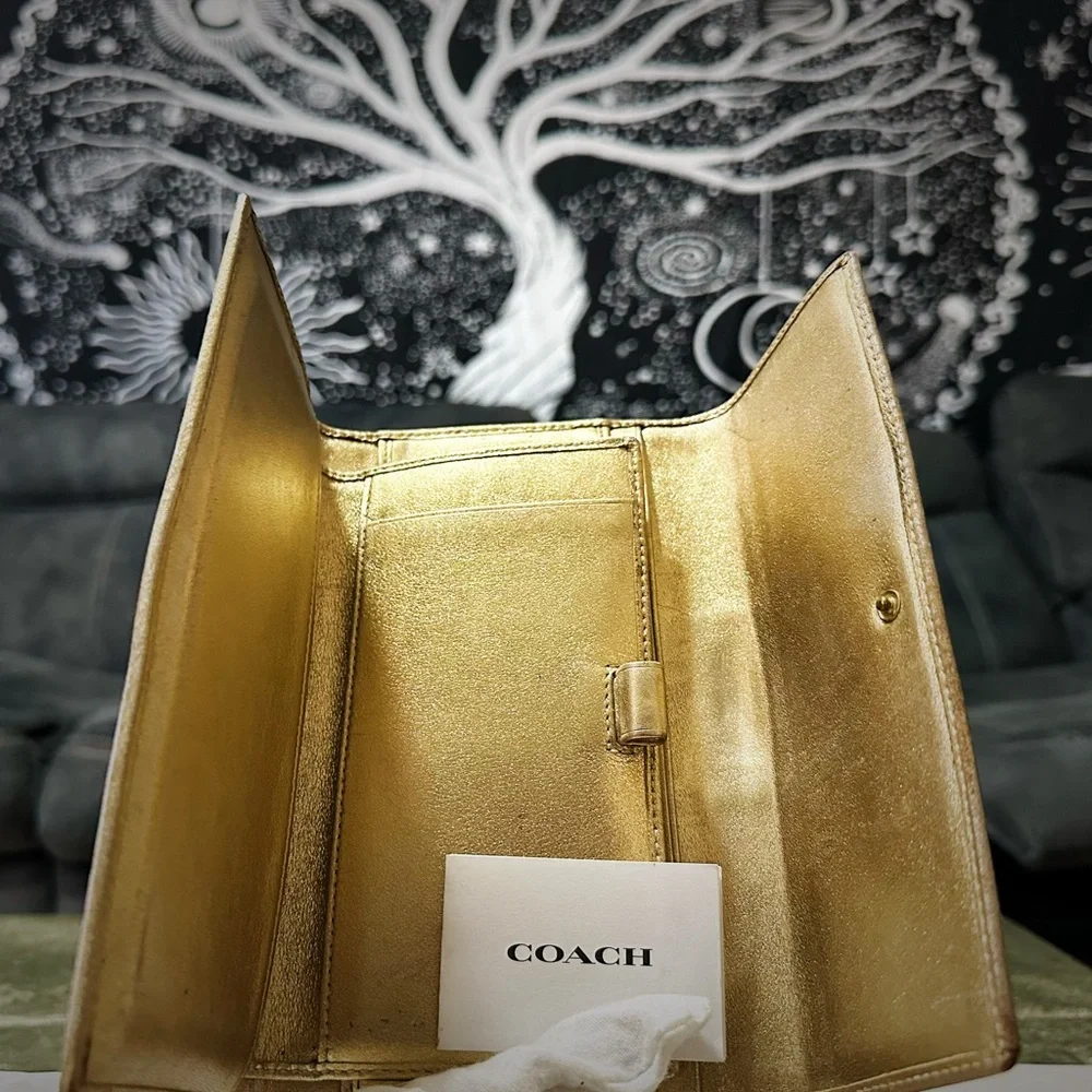 Vintage Coach Brown and Gold Wallet clutch - Picture 8 of 17